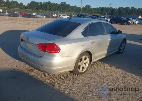 2015 Volkswagen Passat 1.8T Limited Edition from USA, damaged, VIN 1VWAT7A31FC114512